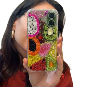 Funda Premium para Smartphone con Bordado de Cuentas, Elegante Opción de Regalo, Funda de Teléfono Bordada con Cuentas de Semillas para Uso Diario - Product Image 3