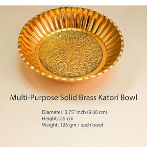 Bol en laiton Bhog Prasad Katori traditionnel pour offrandes et rituels de temple Pooja, petit bol décoratif en forme de pétale - Product Image 2