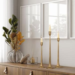 Le support en laiton aux tons chauds ajoute une touche de glamour subtile aux tables de chevet, s'accorde parfaitement avec les pièces de décoration anciennes et héritées. - Product Image 6