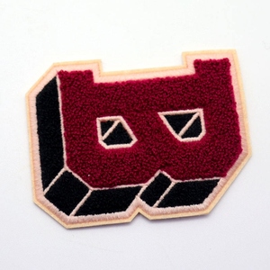 Patch brodé en chenille de luxe avec lettre B, applique personnalisée en forme de lettre pour vestes et vêtements de mode - Product Image 3