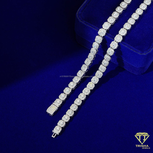 Collar de tenis con diamantes cultivados en laboratorio y plata de ley 925, con diseño de eslabones tipo cojín y patrón de piedras engastadas, joyería de lujo contemporánea - Product Image 3