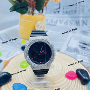 Reloj de Pulsera de Lujo Estilo Hip Hop con Diamantes de Moissanita Engastados, Bisel Pavé de Diamantes de Moissanita Plateados y Esfera Negra - Product Image 1