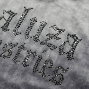 T-shirt de luxe urbain en velours orné de strass, style gothique streetwear, mode décontractée hip-hop MALUZA INDUSTRIES - Product Image 5