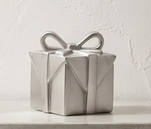 Boîte-cadeau de Noël décorative en aluminium métallisé avec nœud décoratif, boîte de rangement de Noël en forme de conteneur pour la décoration intérieure - Product Image 1