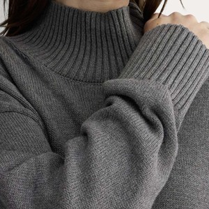 Pull en tricot pour femme OEM - Pull d'hiver à marque privée - Tricotage féminin de haute qualité, doux et respirant - Product Image 3