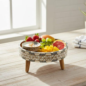 Support à gâteau artisanal en os incrusté, accent de table de dessert design Tradebyd - Product Image 2