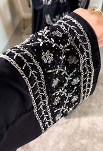 Abaya de mariage en polyester évasée faite à la main, style turc, col en V, motif floral, longueur ras du sol, manches longues, best-seller pour femmes de Dubaï - Product Image 4