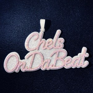 จี้เพชรโมอิสซาไนต์แบบกำหนดเอง สไตล์ฮิปฮอป VVS ประดับเพชรเต็มตัว  จี้ตัวอักษรเงินแท้ 925  จี้เพชรโมอิสซาไนต์สั่งทำ - Product Image 3