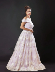 Elegante Vestido de Novia de Gala con Hombros Descubiertos, con Malla Bordada y Tul, Escote Corazón, Estilo Vintage - Product Image 2