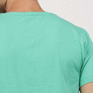 เสื้อยืดคอกว้างผู้ชายแบบใหม่ ระบายอากาศได้ดี ไซส์ใหญ่ แขนสั้น ผ้าฝ้าย/ใยไผ่ สีพื้น  สามารถสั่งทำได้ตามต้องการ  แบบเรียบหรือแบบมีลายด้านหน้า - Product Image 3