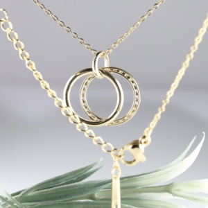 Pendentif de fête pour femme en or jaune d'élite avec diamant de laboratoire taille brillant, motif cercles entrelacés, double éternité classique, cadeau de mariage - Product Image 2