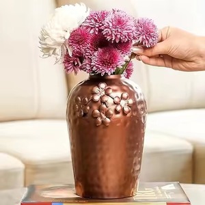 Modern Metal Flower Vase Stylish Decorative Table Vase For Home Office Living Room Wedding Flower Decoration - Product Image 1