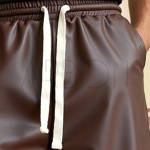 Pantalones Cortos Anchos de Cuero Sintético Marrón de Primera Calidad, Diseño Nuevo y Personalizado, para Hombre, Moda Urbana - Product Image 4
