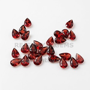 Grenat naturel du Mozambique de haute qualité, taille poire 5x8mm-7x10mm, pierres précieuses facettées en vrac, pierres rouges taillées en gros pour la fabrication de bijoux - Product Image 4