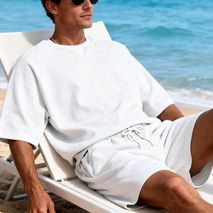 Ensembles deux pièces pour hommes : T-shirt à col rond et short d'été, survêtements amples, ensembles de sport légers avec poches - Product Image 2