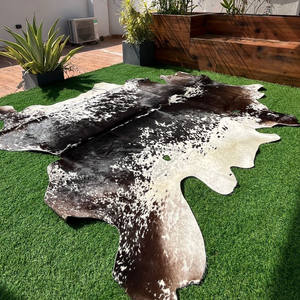 Alfombras de cuero de piel de vaca de nueva tendencia, alfombras de gran oferta para sala de estar, área grande, piel de vaca tradicional 100% hecha a mano - Product Image 2