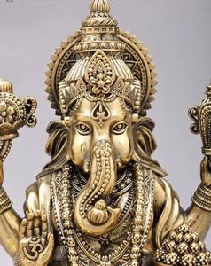 Estatua de Ganesha de 13 Pulgadas en Latón sobre Base de Madera, Estilo Art Deco, Pop Art, Religiosa, Ecológica, Hecha a Mano, Regalo para Diwali - Product Image 3