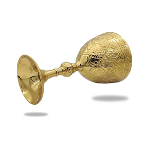 Copa de Vino de Latón Macizo de Buena Calidad |   Cáliz Gótico Medieval Hecho a Mano, Diseño Koi, Vajilla Decorativa, Colección de Regalos - Product Image 3