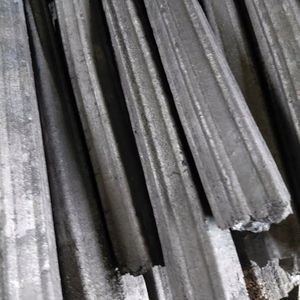 Briquetas de Carbón Hexagonales Hechas a Máquina con Madera Dura 100% Natural, Alto Valor Calorífico (7000-8000 Kcal/kg), Bajo Contenido de Ceniza y Humo - Product Image 1