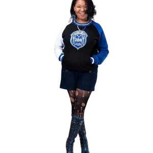 เสื้อสเวตเชิ้ตคอกลม Zeta Phi Beta สีดำ ปักลายเชนิลล์ สำหรับชมรมนักศึกษากรีก  แบบยูนิเซ็กซ์ พรีเมียม - Product Image 6