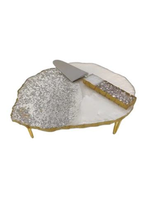 Présentoir à gâteaux rond en résine fait main pour mariages, hôtels et espaces de réception festifs – Support décoratif en résine et époxy pour pâtisseries - Product Image 6