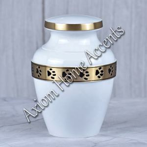Personalized Pet <b>Memorial</b> Urn With Paw Print Detailing and Polished Surface for Honoring Pets by Axiom Home Accents - Product Image 4
