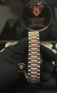 Montre de luxe en moissanite pour hommes et femmes, élégante, idéale pour les fêtes, les événements et les cadeaux, en provenance d'Inde - Product Image 4