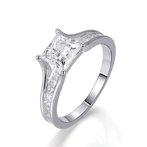 แหวนเพชรทรงปรินเซสคัท 1 กะรัต ทองคำขาว 10K รับรองโดย IGI แหวนแฟชั่นสำหรับผู้หญิง แหวนหมั้น แหวนแต่งงานสำหรับสุภาพสตรี - Product Image 1