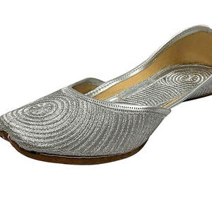 Best Quality Ladies Khussa Pakistani & Indian Formal Casual Party Wear Light Weight Anti-Slip Plain Blank Silver Khussa for Sale - Product Image 3