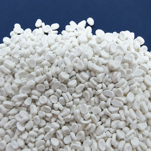 Offres Exceptionnelles : Granulés de Carbonate de Calcium de 25 kg, Qualité Masterbatch, Blanc Naturel, pour Film Soufflé, Matière Première Plastique - Product Image 1