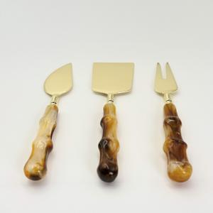 Juego de 3 piezas de cuchillos para queso de acero inoxidable dorado con mango de resina para mesa de desayuno, juego de cuchillos para queso y espátula para mantequilla a bajo precio - Product Image 4