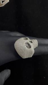 Anillo de cóctel de calavera de moissanita para hombre, plata 925 con engaste pavé, estilo punk, uso diario - Product Image 5