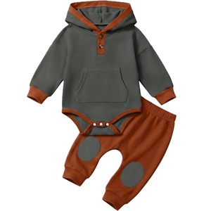 Conjunto deportivo para bebé 100% algodón, 160 g/m², tejido de punto, color liso, colorido, cuello redondo, cuello en V estampado, proveedor informal de Bangladesh. - Product Image 4