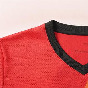 Tenue de football sublimée en gros – Ensemble maillot de foot homme personnalisable (couleur et motif) – Vêtements de sport haute performance pour équipes - Product Image 6