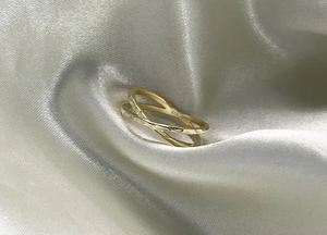 แหวนครอสโอเวอร์ เงินแท้ 925 ลายตอก สำหรับผู้หญิง - Product Image 2