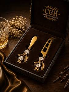 Ensemble d'ustensiles de qualité supérieure avec outils à fromage pour la cuisine, la préparation des aliments, la découpe, le service, le tranchage, le râpage et l'usage quotidien - Product Image 1