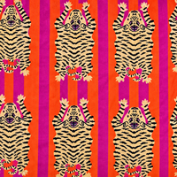 Kain Cetak Motif Harimau yang Cerah dengan Garis-garis Pink dan Oranye, Tekstil Dekoratif Lembut untuk Kerajinan Jahit Fashion dan Perlengkapan Rumah