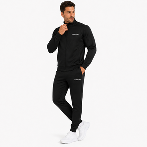 Fabricante de Conjuntos Deportivos para Hombre, Chaqueta de Entrenamiento de Poliéster con Logotipo Personalizado y Pantalones para Correr - Product Image 1