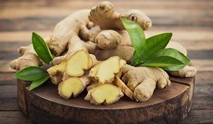 Gingembre frais du Vietnam de haute qualité, racine de gingembre biologique naturelle, herbe épicée pour la cuisine et les produits santé - Product Image 3