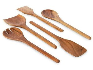Cuchara de cocina de madera apta para alimentos, con acabado lacado, hecha a mano, utensilio de cocina a precios competitivos. - Product Image 2