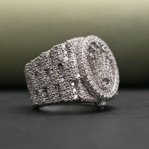 Anillo de compromiso de plata de ley 925 con corona de moissanita de corte brillante redondo, estilo totalmente cubierto de diamantes, para hombre, joyería hip hop - Product Image 4