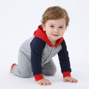 Combinaison Bébé Unisexe à Capuche Manches Longues en Coton Tricoté avec Imprimé « I Love Dad Mom » et Fermeture Éclair YKK Bidirectionnelle – Décontractée pour Toutes Saisons – Vente en Gros - Product Image 4