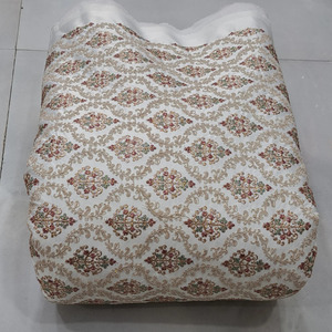 Tissu de broderie en velours, tissu de broderie en dentelle filet pour robes, exportation textile en gros pour le marché mondial - Product Image 2