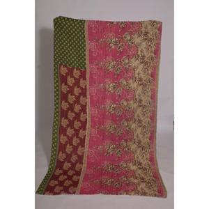 Couverture Kantha indienne vintage en coton fleuri, faite à la main, réversible, style bohème, pour lit ou décoration - Product Image 1