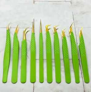 Pinces professionnelles pour extensions de cils vertes – Embouts de précision dorés, poignée antidérapante, styles courbes et droits multiples - Product Image 6