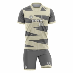 Ensemble d'uniformes de football personnalisés, maillot de foot sublimé, shorts et chaussettes, fournisseur en gros - Product Image 1