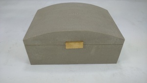 Boîtes de rangement pour bijoux de haute qualité en faux cuir shagreen de luxe avec serrure en laiton de la marque DPC pour la maison, la cuisine, les mariages, les décorations de Noël - Product Image 5