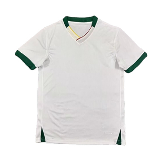 เสื้อยืดแขนสั้นคอกลมสีขาวสำหรับผู้ชาย แต่งขอบสีเขียว ทรงปกติ สไตล์ลำลอง สีพื้น ผ้าโพลีเอสเตอร์ 100% - Product Image 5