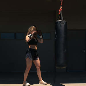 Guantes de Boxeo Muay Thai MMA de Diseño Nuevo y Alta Calidad para Hombre, con Cordones, Impermeables, con Agarre para las Manos - Product Image 5