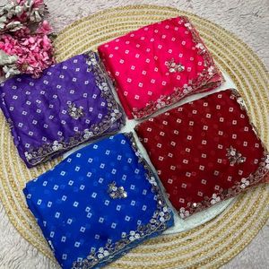 Sari en satin Bollywood haut de gamme et tendance avec imprimé numérique et pallu à sequins, et blouse non cousue par Royal Export - Product Image 4